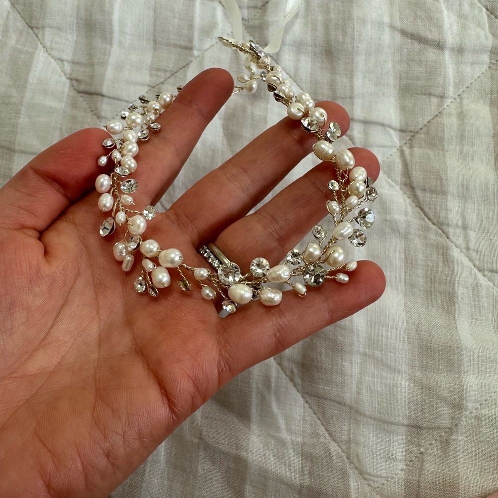 Anthropologie Pearl and Gold Halo Bridal Headband